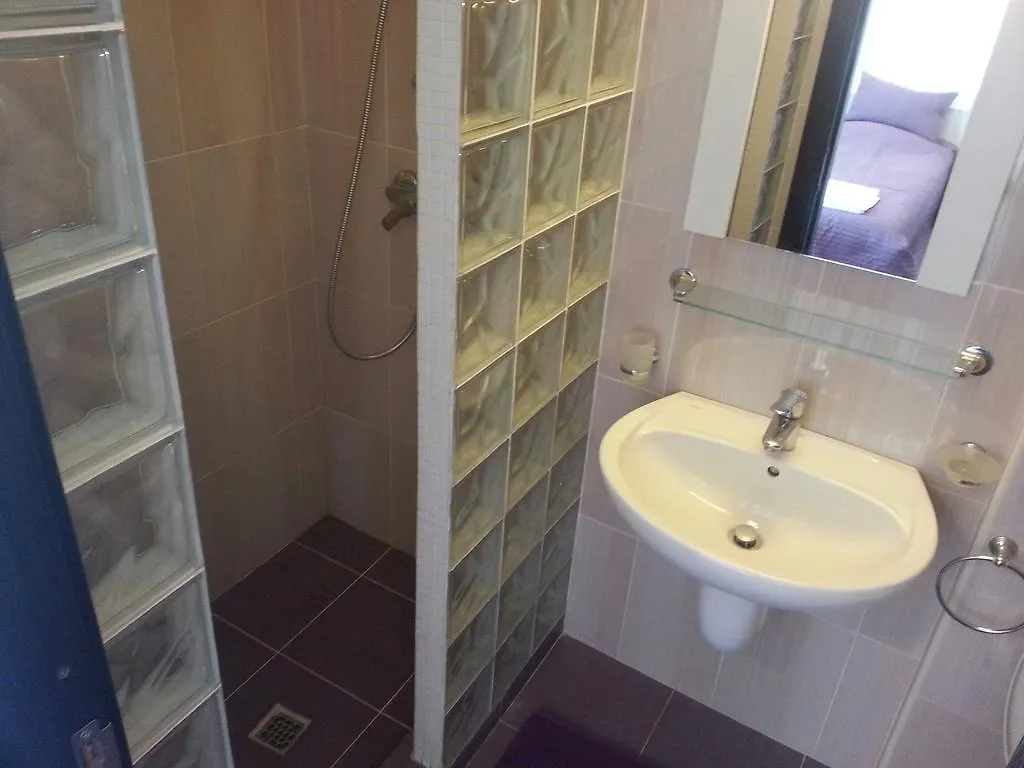 Colosseum Residence Bucharest Homestay
